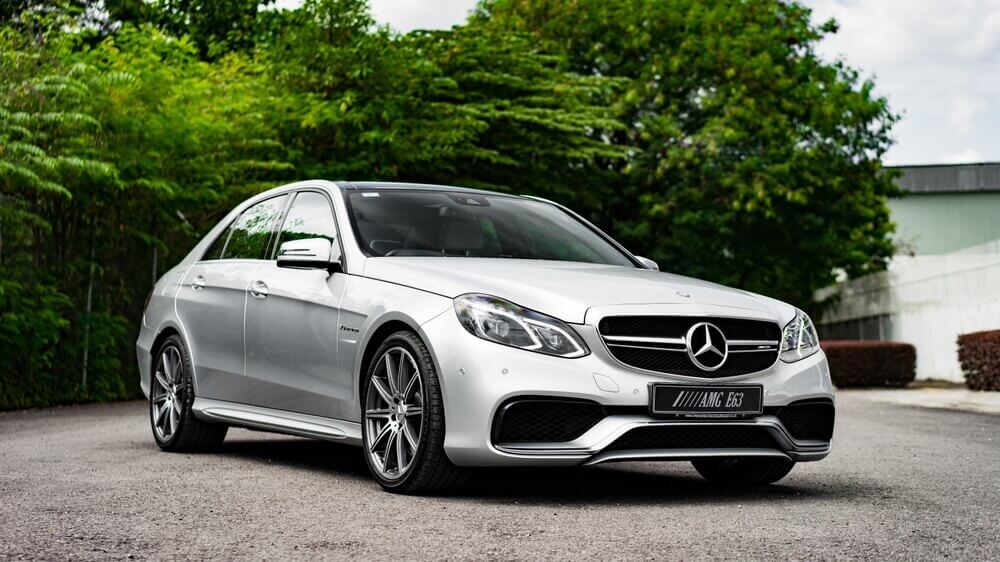 White Mercedes-Benz E63 AMG