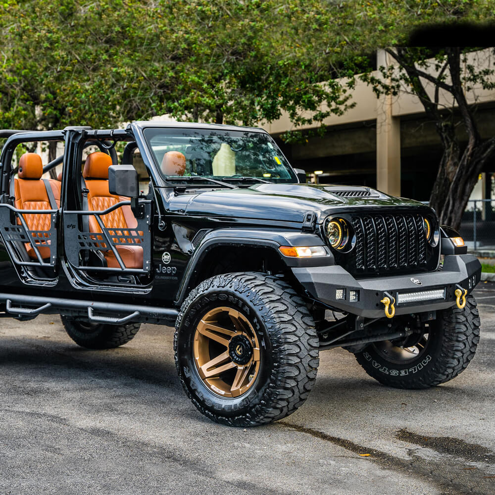 Black Jeep Wrangler Doors Off outside